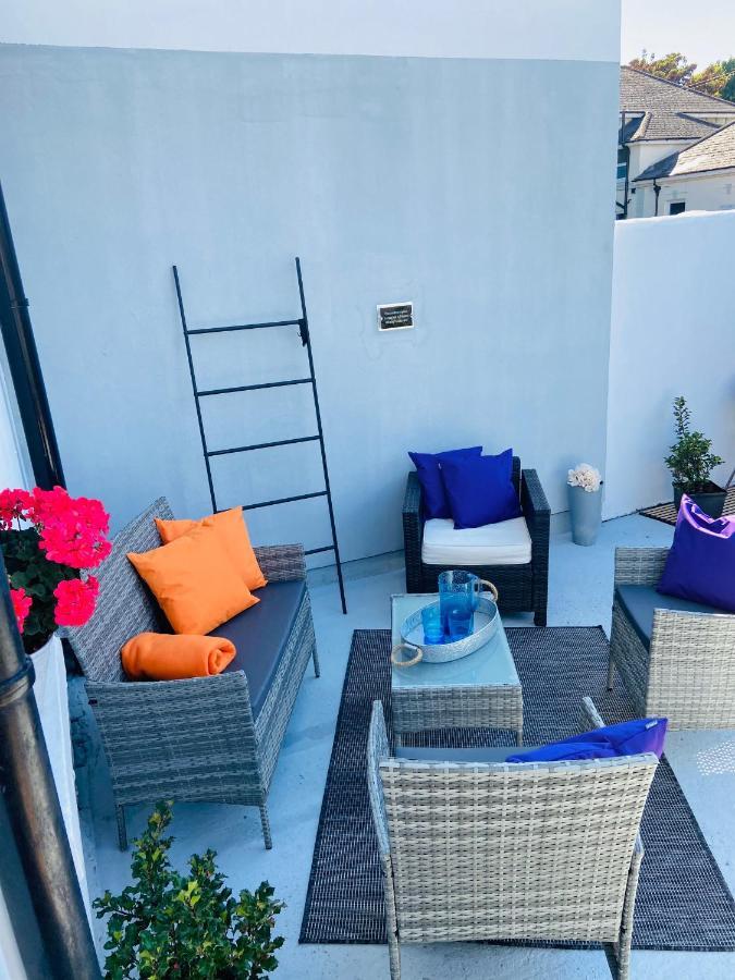 Funky Cozy Cottage With Outside Space AEGON International Exteriér fotografie